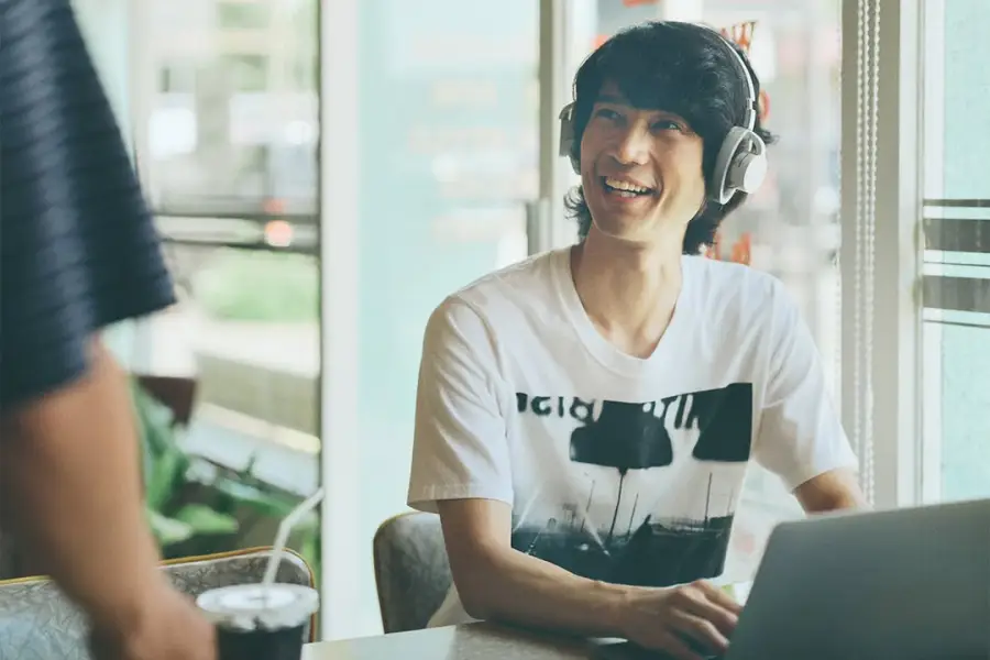 nwm ONE คือหูฟัง Open-Ear… — รูปที่ 2