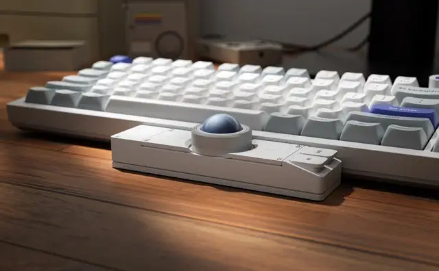 Keychron Nape Pro คือ “แทร็กบอลเสริมคีย์บอร์ด” ที่เอาไปวางชิด ๆ…