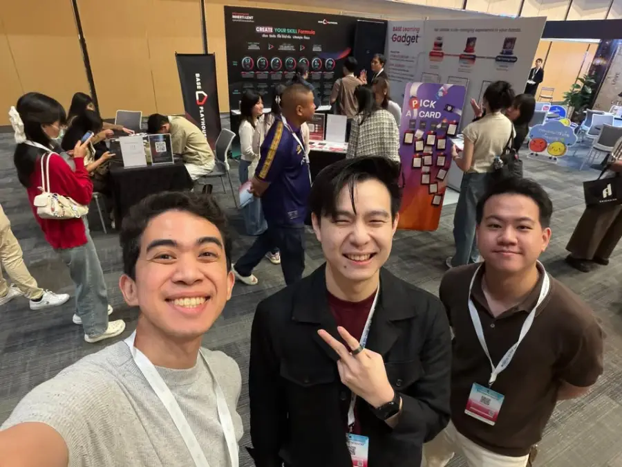 วันนี้มาออกบูธในงาน Mission to The Moon Forum ใครมางาน…